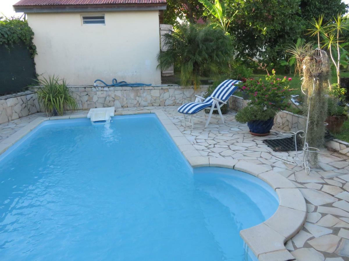Appartamento Ti Cajou Baie-Mahault Esterno foto