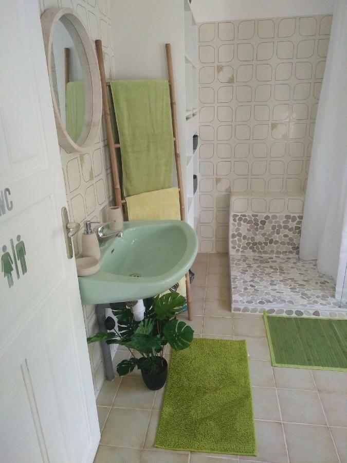 Appartamento Ti Cajou Baie-Mahault Esterno foto